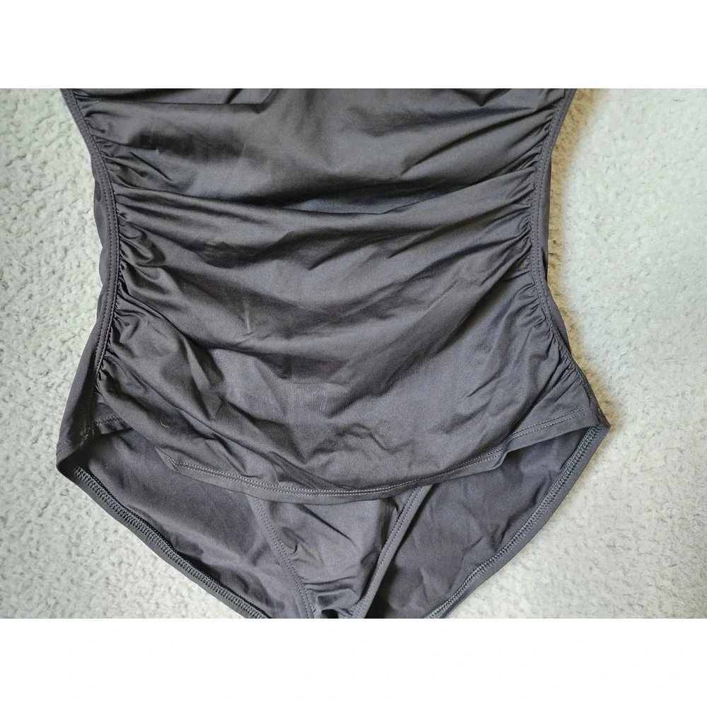 Tommy Bahama One Piece Swimsuit Womens 12 Black Ruched Halter Tummy Control